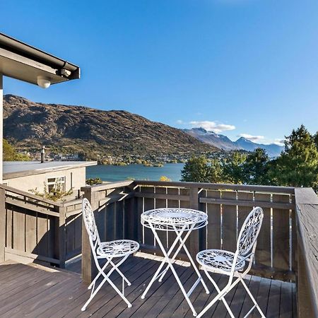 Lake And Mountain View Living Queenstown Exterior photo